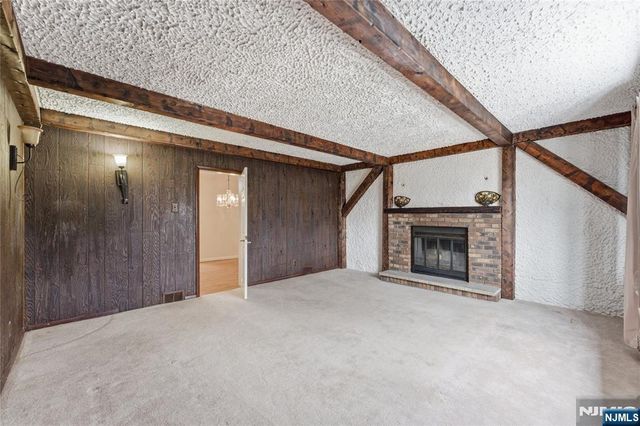 229 Centre Avenue, Secaucus, NJ 07094