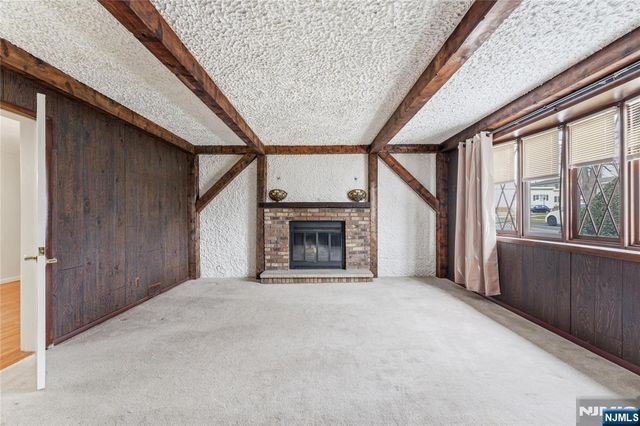 229 Centre Avenue, Secaucus, NJ 07094