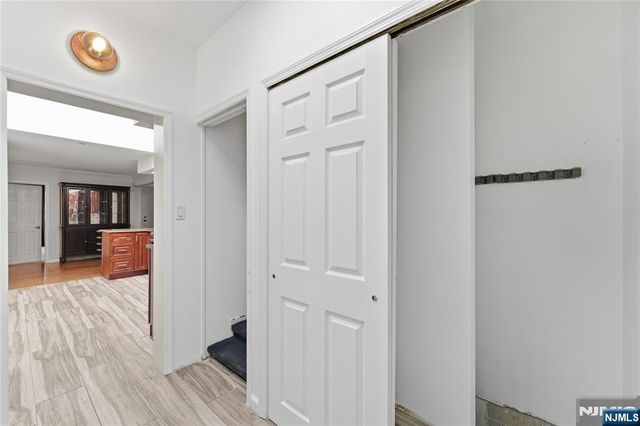 229 Centre Avenue, Secaucus, NJ 07094