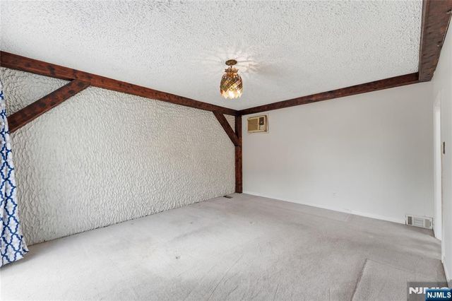 229 Centre Avenue, Secaucus, NJ 07094