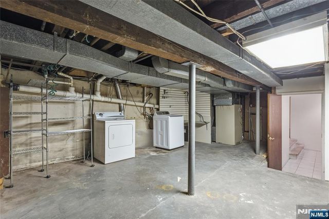 229 Centre Avenue, Secaucus, NJ 07094