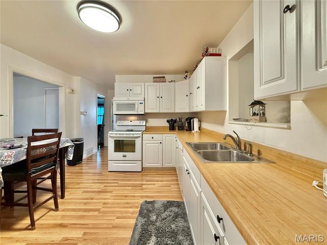 3847 Parkway Lane, Arnold, MO 63010