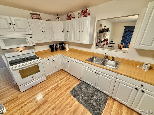 3847 Parkway Lane, Arnold, MO 63010