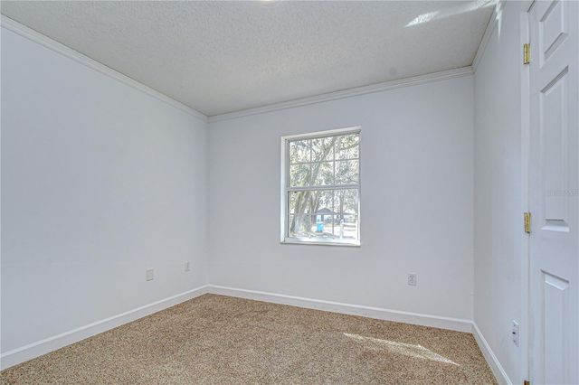 2002 E WILLOW DR, Plant City, FL 33566