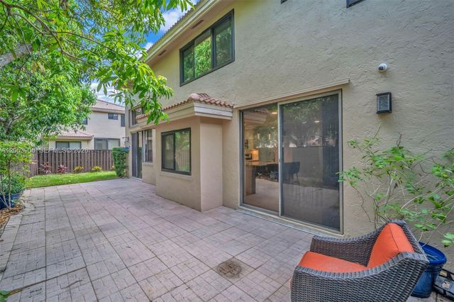 1651 NW 104th Ave, Plantation, FL 33322