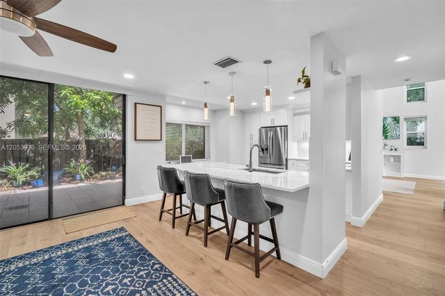 1651 NW 104th Ave, Plantation, FL 33322