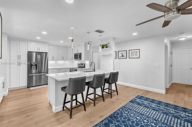 1651 NW 104th Ave, Plantation, FL 33322