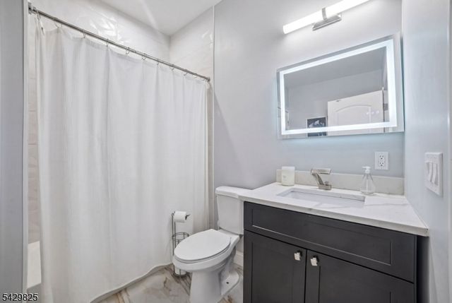 152 Murray Hill Blvd, Berkeley Heights Twp., NJ 07974