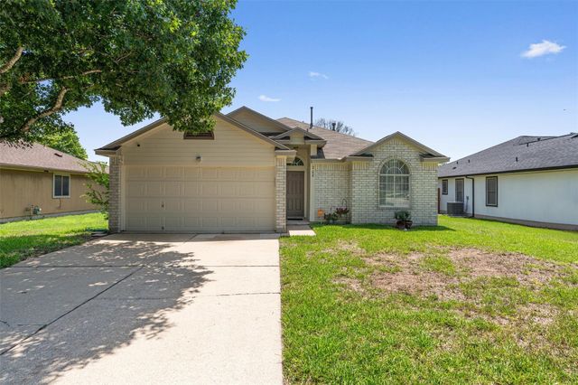 208 Meadowside DR, Hutto, TX 78634