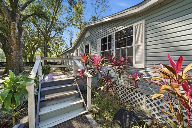 6705 APPLEWOOD DRIVE, Wesley Chapel, FL 33544