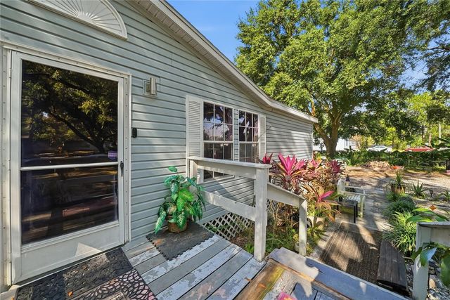 6705 APPLEWOOD DRIVE, Wesley Chapel, FL 33544