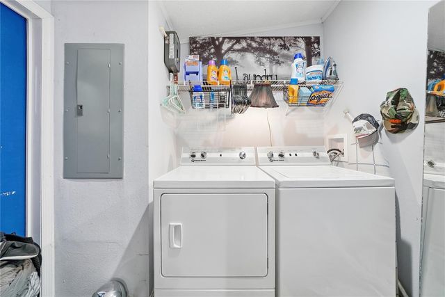 6705 APPLEWOOD DRIVE, Wesley Chapel, FL 33544