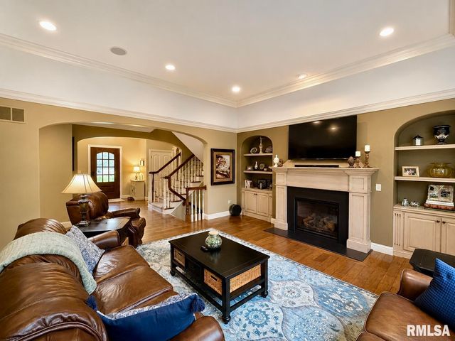 3023 W Pilgrims Way, Peoria, IL 61615