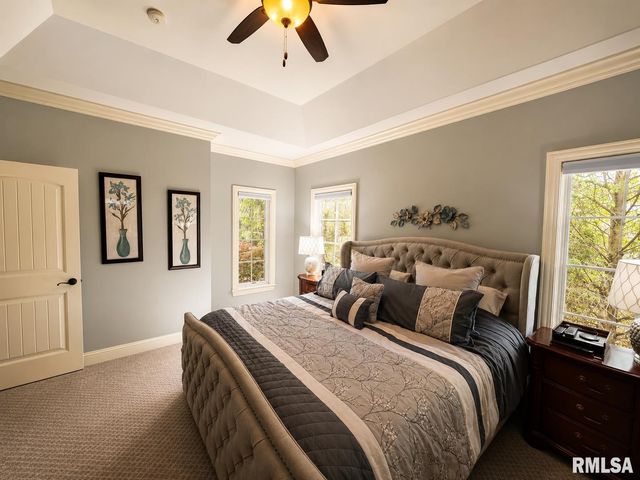 3023 W Pilgrims Way, Peoria, IL 61615