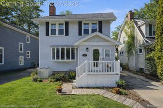 1021 N Altadena Avenue E, Royal Oak, MI 48067