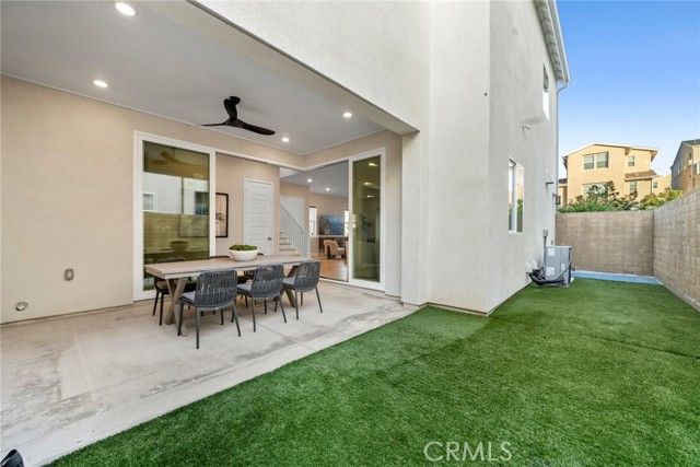 126 Scale, Irvine, CA 92618