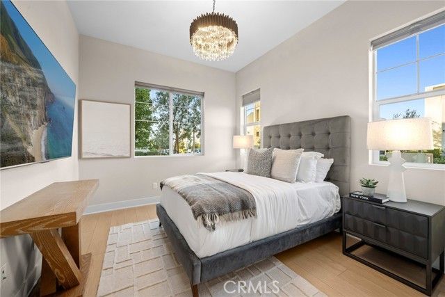 126 Scale, Irvine, CA 92618