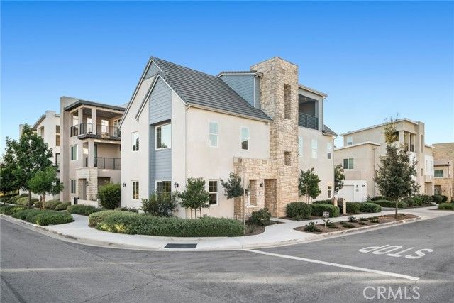 126 Scale, Irvine, CA 92618