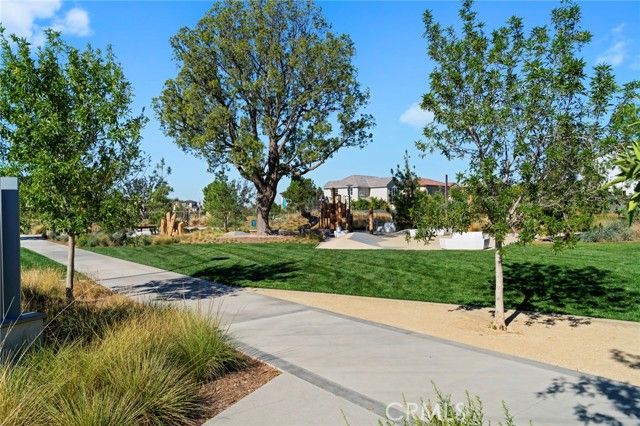 126 Scale, Irvine, CA 92618