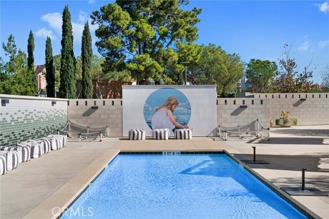 126 Scale, Irvine, CA 92618