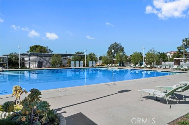 126 Scale, Irvine, CA 92618