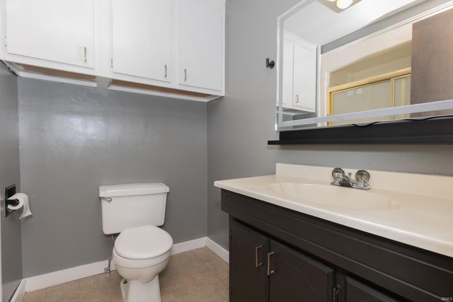 405 E Warrick Street, Owensville, IN 47665