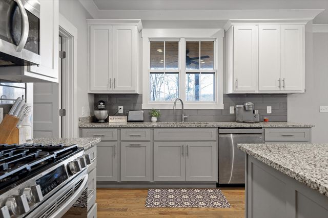 5948 Cashmere Lane, Harrison, TN 37341