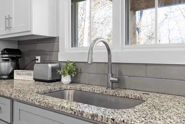 5948 Cashmere Lane, Harrison, TN 37341