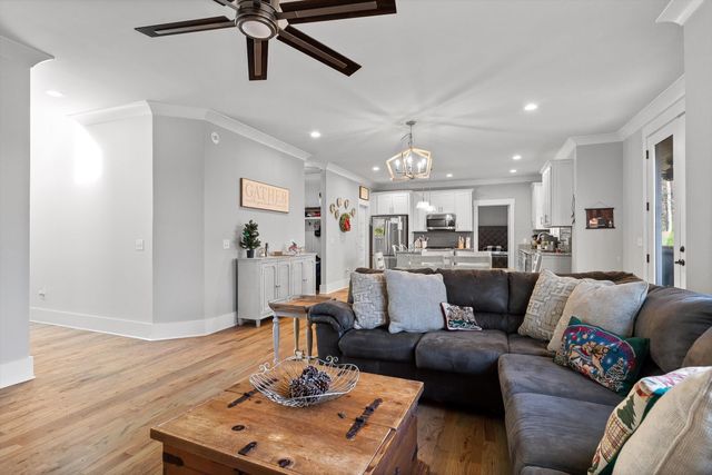 5948 Cashmere Lane, Harrison, TN 37341