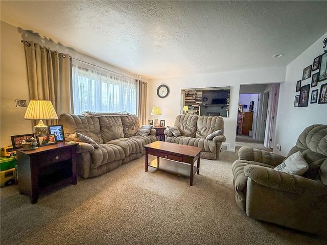 125 Shanahan, Center Twp, PA 16001