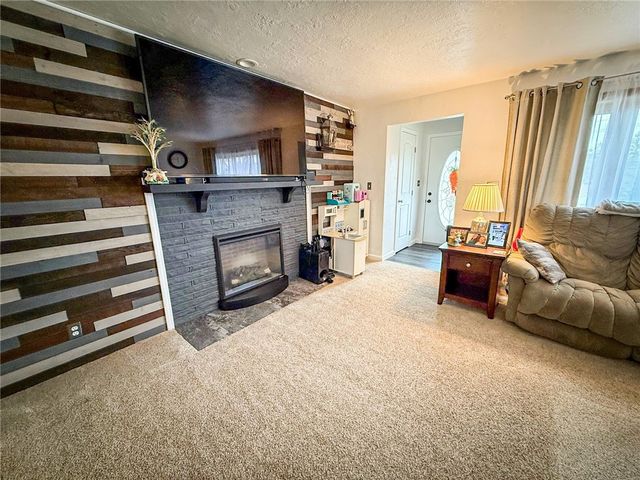 125 Shanahan, Center Twp, PA 16001