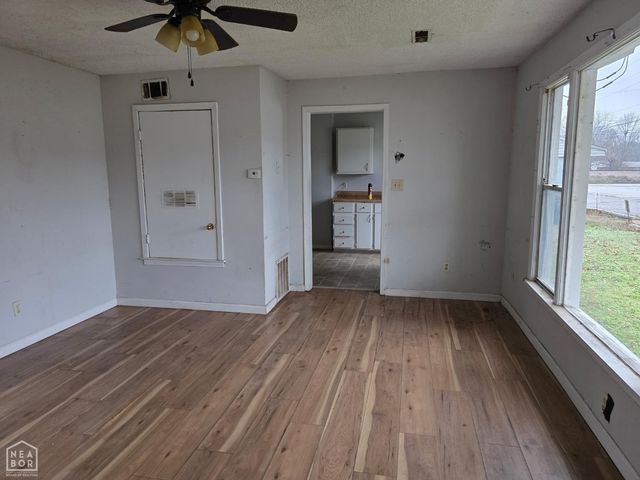 105 School Street, Bay, AR 72411