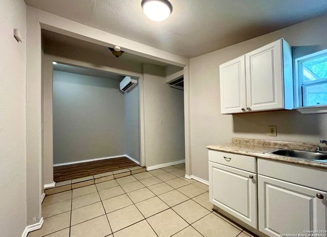 1309 Keats, San Antonio, TX 78211