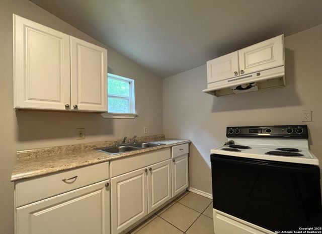1309 Keats, San Antonio, TX 78211