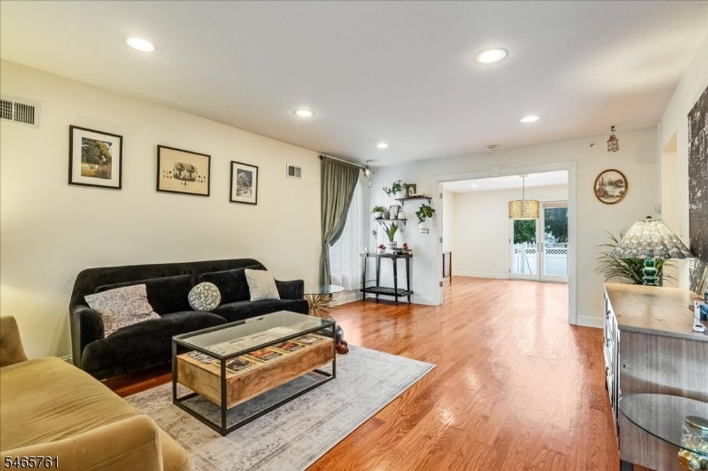 974 Ingersoll Ter, Union Twp., NJ 07083 — photo 4