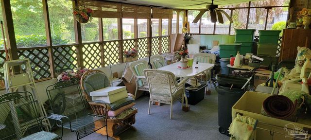 6235 Confederate Dr, Pensacola, FL 32503