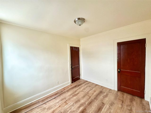 918 Hempstead Turnpike 6, Franklin Square, NY 11010