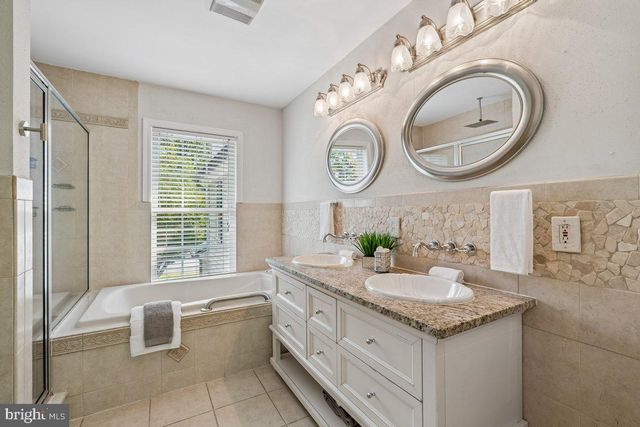 11201 MIDVALE RD, Kensington, MD 20895