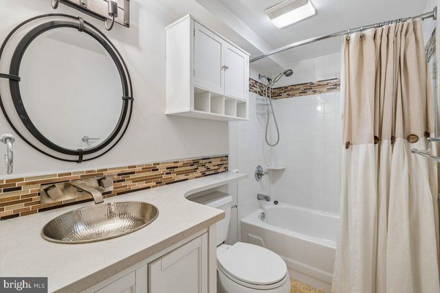 11201 MIDVALE RD, Kensington, MD 20895