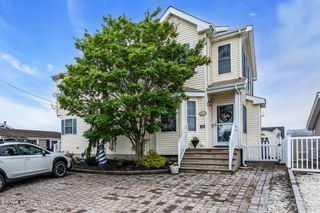 36 Mary Alice Road, Beach Haven West, NJ 08050