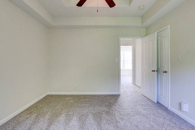 93 West Dr, Clarksville, TN 37040