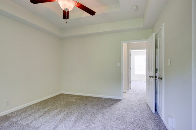 93 West Dr, Clarksville, TN 37040