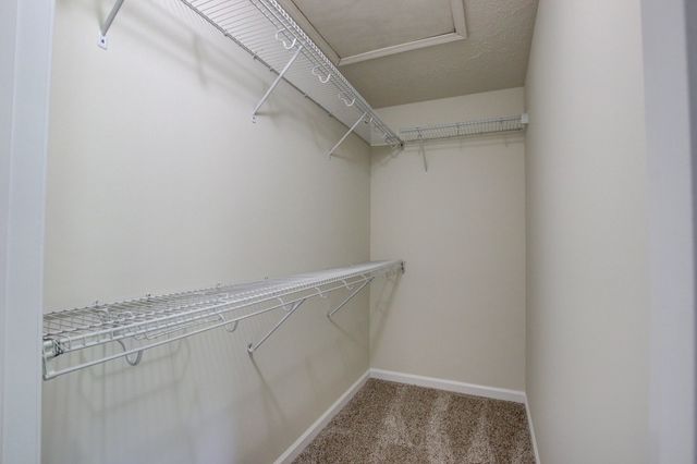93 West Dr, Clarksville, TN 37040