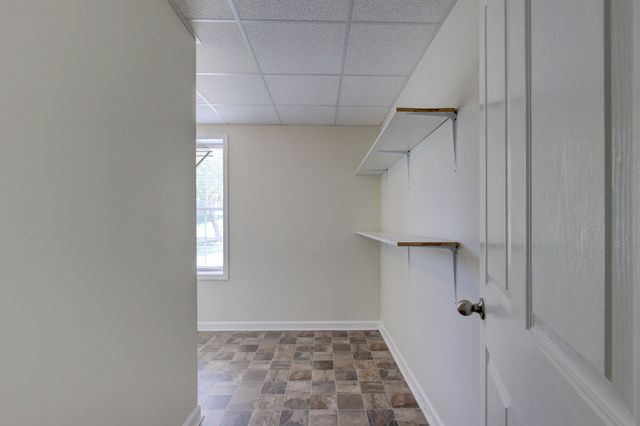93 West Dr, Clarksville, TN 37040