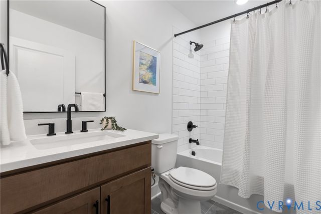 2525 M St, Richmond, VA 23223