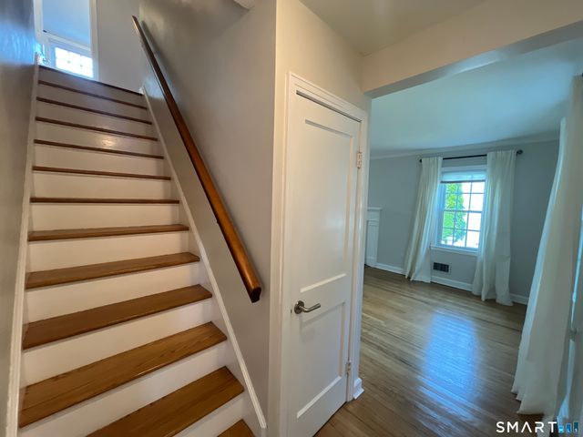 65 Buell Street, North Haven, CT 06473