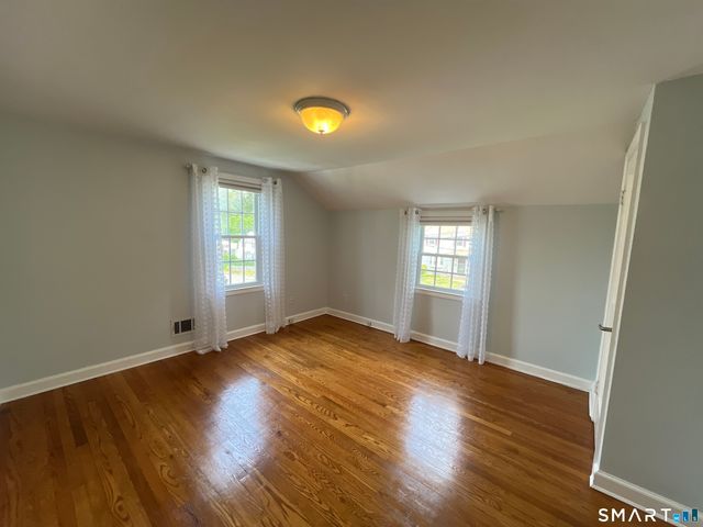 65 Buell Street, North Haven, CT 06473