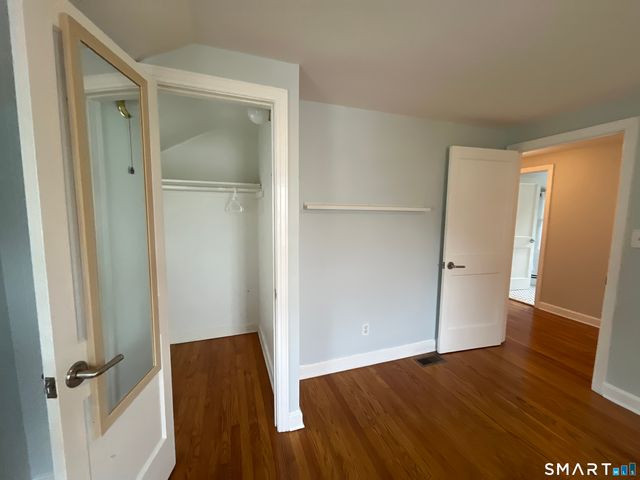 65 Buell Street, North Haven, CT 06473