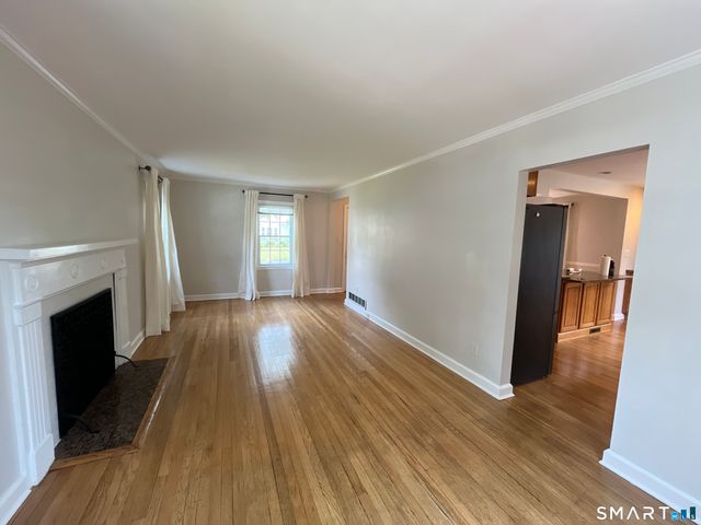 65 Buell Street, North Haven, CT 06473