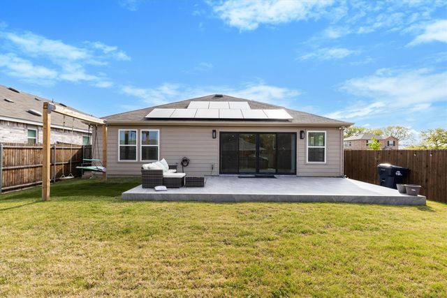 2220 Village Creek Lane, Denton, TX 76208